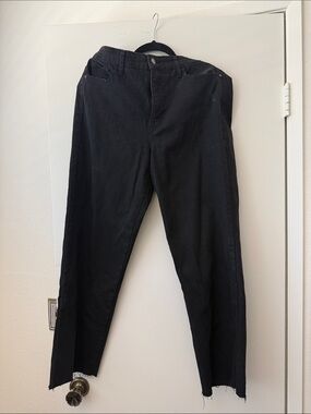 Black High-Waist Straight Leg Jeans